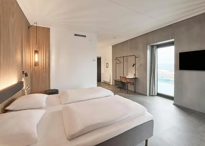 酒店 Four Points Flex By Sheraton 3*